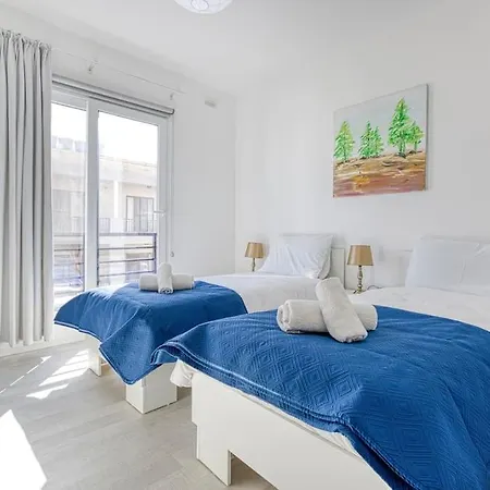 Beautiful & Modern 2br In By 360 Estates *