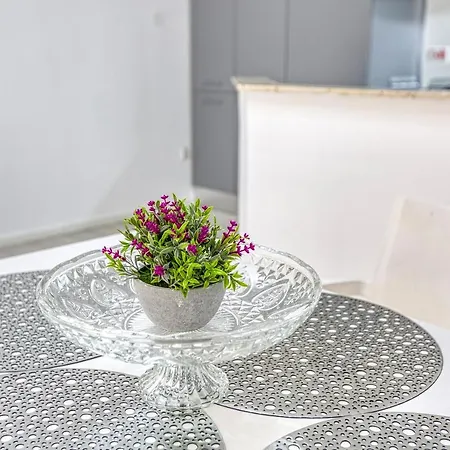 Beautiful & Modern 2br In By 360 Estates